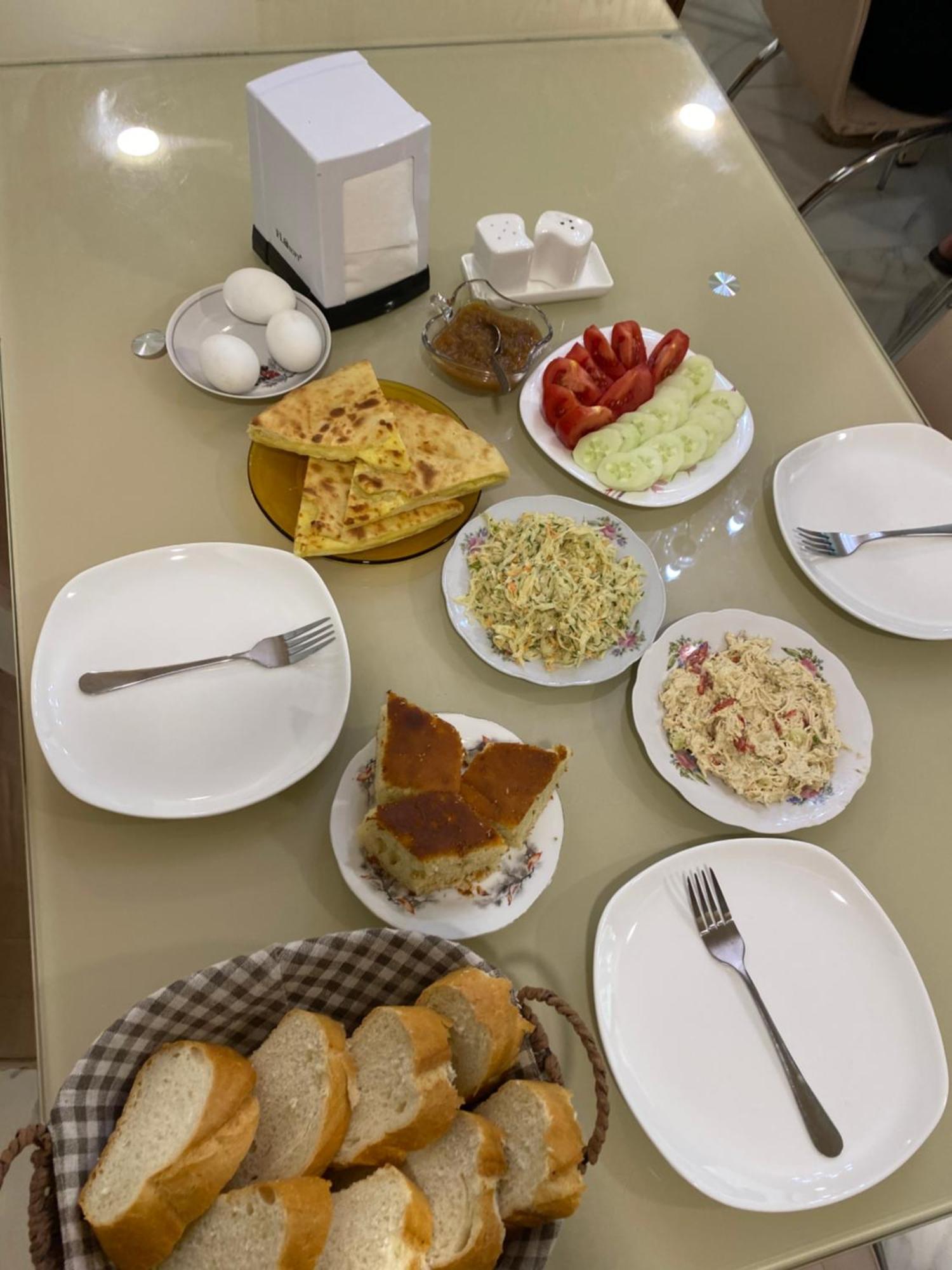 Guest House Caucasioni Adishi Zewnętrze zdjęcie